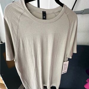 Men’s Cream Color Lululemon large NWT